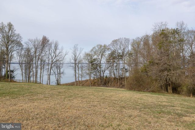 1324 WOODSTOCK RD, King George, VA 22485