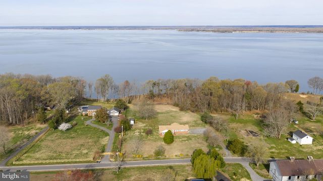 1324 WOODSTOCK RD, King George, VA 22485