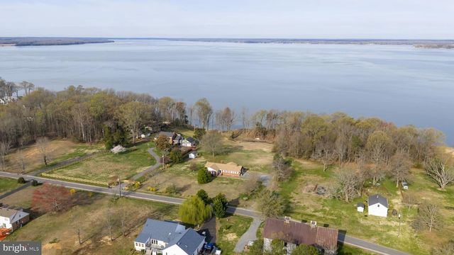 1324 WOODSTOCK RD, King George, VA 22485