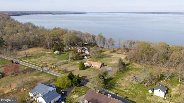 1324 WOODSTOCK RD, King George, VA 22485