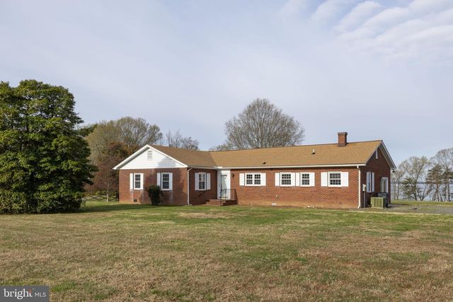 1324 WOODSTOCK RD, King George, VA 22485