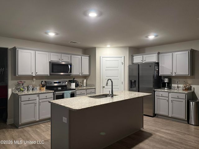 6439 Eastland Circle, Biloxi, MS 39532