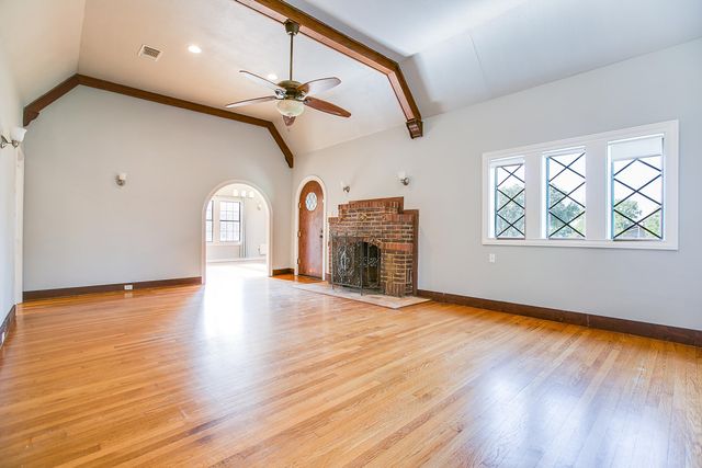 303 Glenmore Drive, San Angelo, TX 76903
