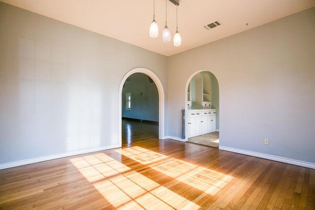 303 Glenmore Drive, San Angelo, TX 76903