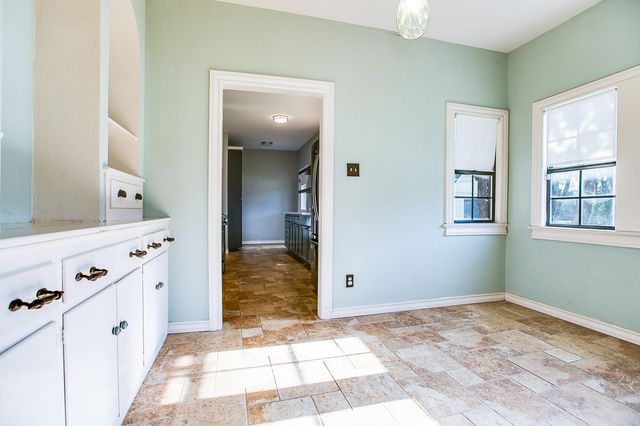 303 Glenmore Drive, San Angelo, TX 76903