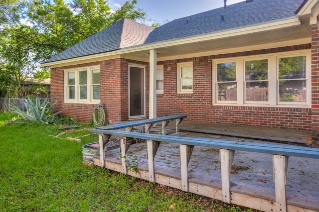 303 Glenmore Drive, San Angelo, TX 76903