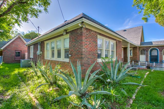 303 Glenmore Drive, San Angelo, TX 76903