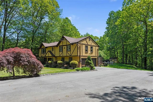 79 Lozier Road, Mount Olive Township, NJ 07828