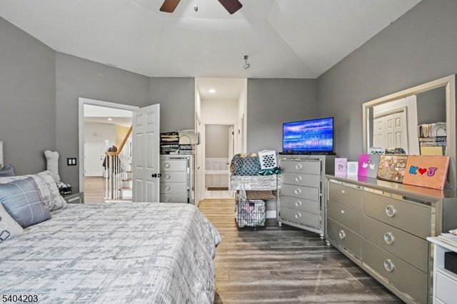 15 Turnberry Ln, Hardyston Twp., NJ 07419