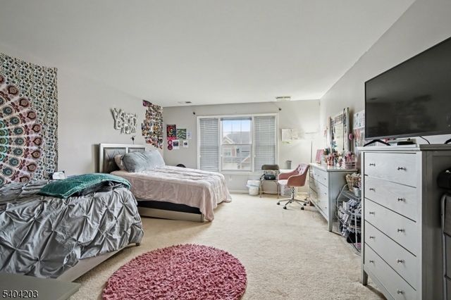 15 Turnberry Ln, Hardyston Twp., NJ 07419