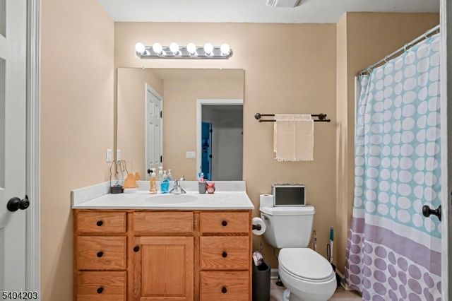 15 Turnberry Ln, Hardyston Twp., NJ 07419