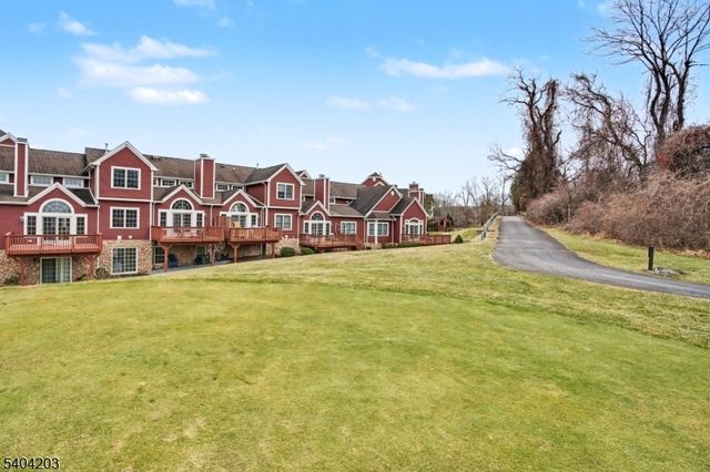 15 Turnberry Ln, Hardyston Twp., NJ 07419
