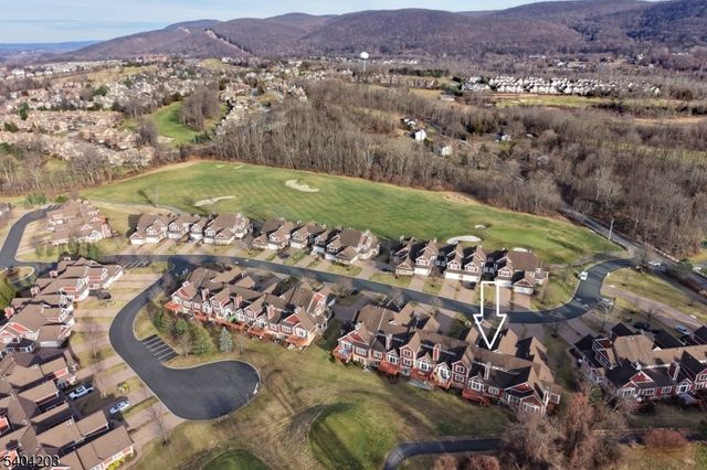 15 Turnberry Ln, Hardyston Twp., NJ 07419