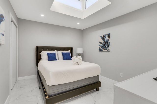 2019 NE 14th Court, Fort Lauderdale, FL 33304