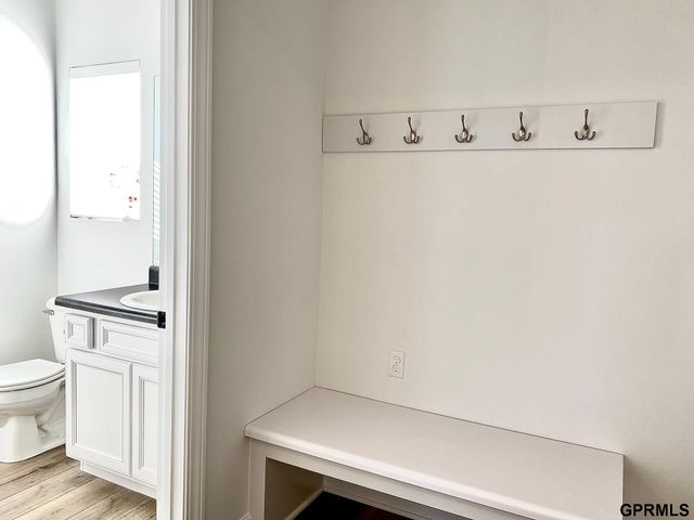 9225 S 177th Street, Omaha, NE 68136