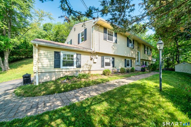 96 Lynn Drive, Meriden, CT 06451