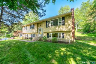 96 Lynn Drive, Meriden, CT 06451