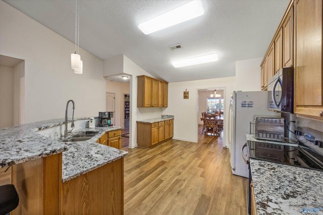 118 Roxberry Drive, Harvest, AL 35749