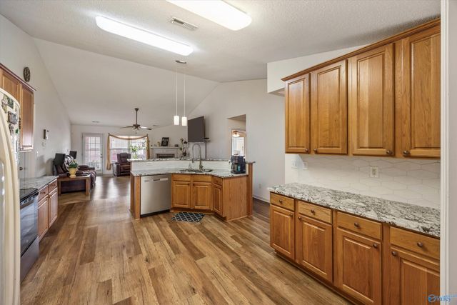 118 Roxberry Drive, Harvest, AL 35749