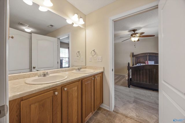 118 Roxberry Drive, Harvest, AL 35749