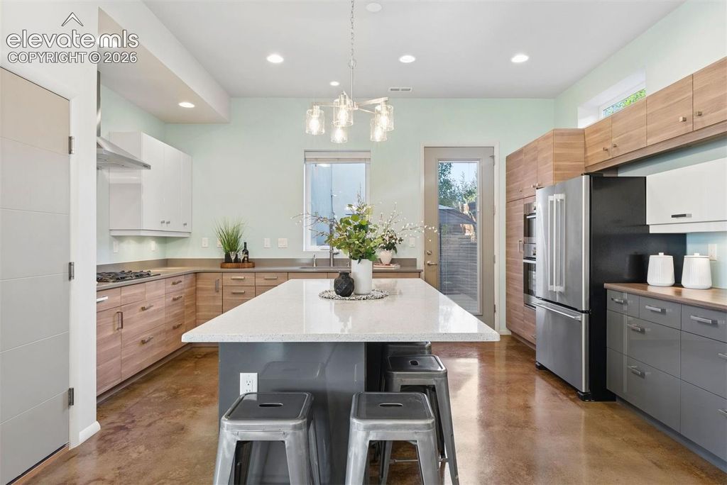 815 W Jefferson Street, Colorado Springs, CO 80907 — photo 3