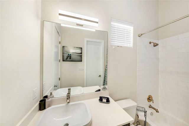 2315 Eagle Street, Houston, TX 77004