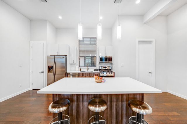2315 Eagle Street, Houston, TX 77004