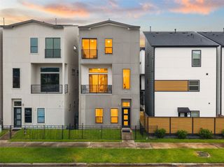 2315 Eagle Street, Houston, TX 77004