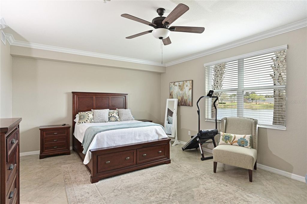 Image 15 of property listing at 901 TIDEWATER SHORES LOOP 412, Bradenton, FL 34208