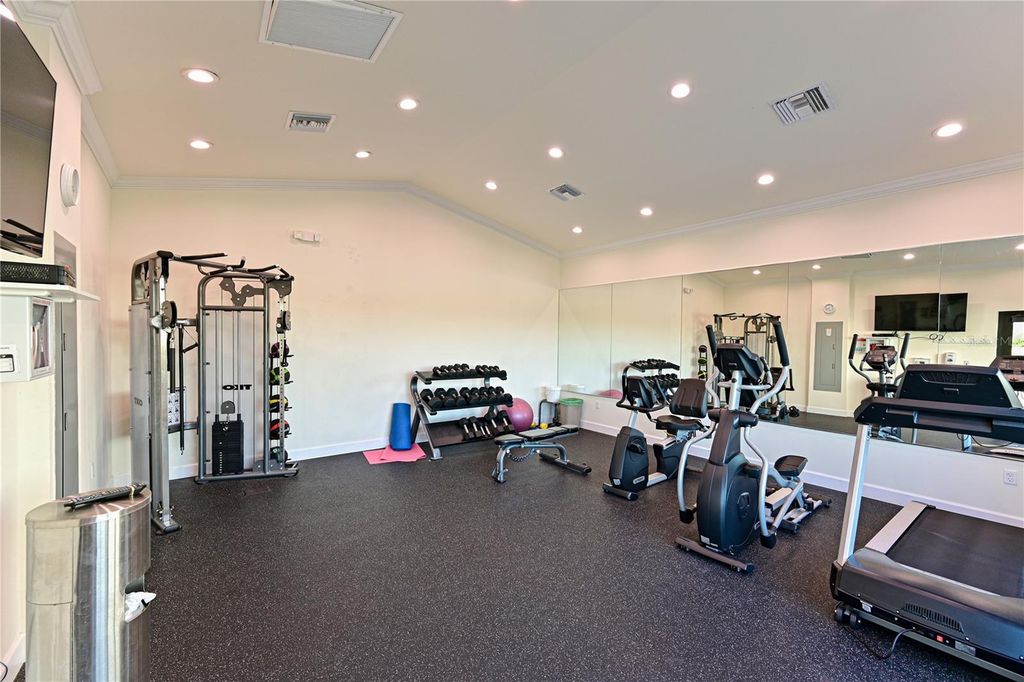 Image 29 of property listing at 901 TIDEWATER SHORES LOOP 412, Bradenton, FL 34208
