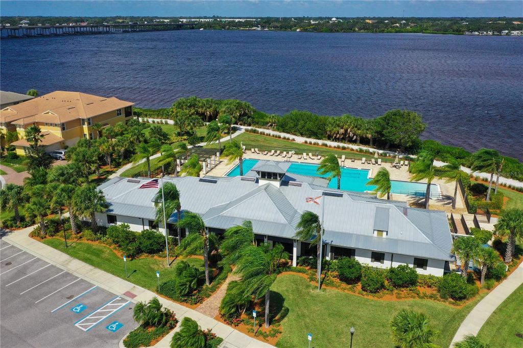 Image 31 of property listing at 901 TIDEWATER SHORES LOOP 412, Bradenton, FL 34208