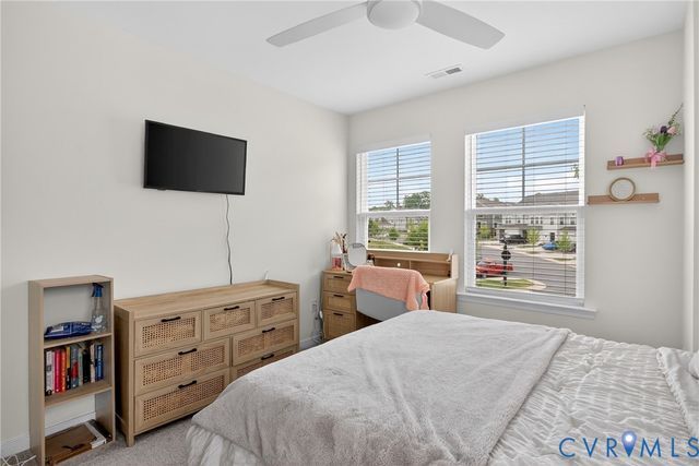 3700 Irby Pond Dr, Midlothian, VA 23112