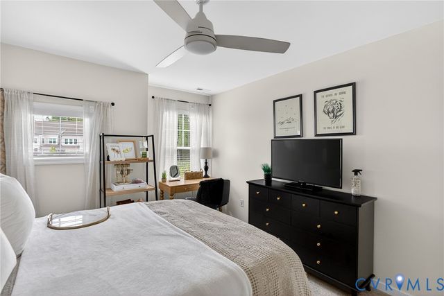 3700 Irby Pond Dr, Midlothian, VA 23112