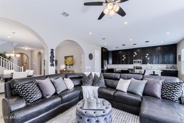 5104 S Salk Lane, Mesa, AZ 85212
