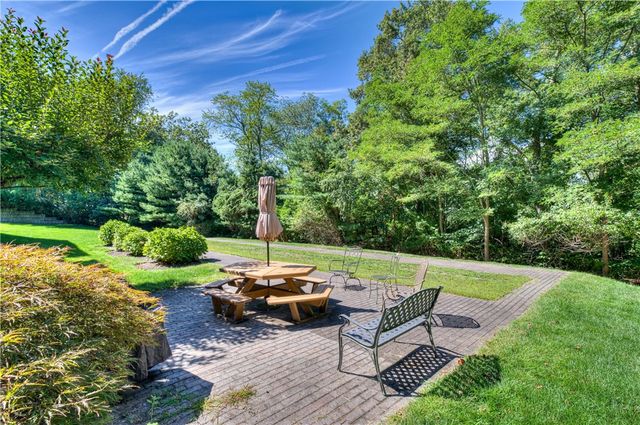 301 Church Street 306, South Kingstown, RI 02879