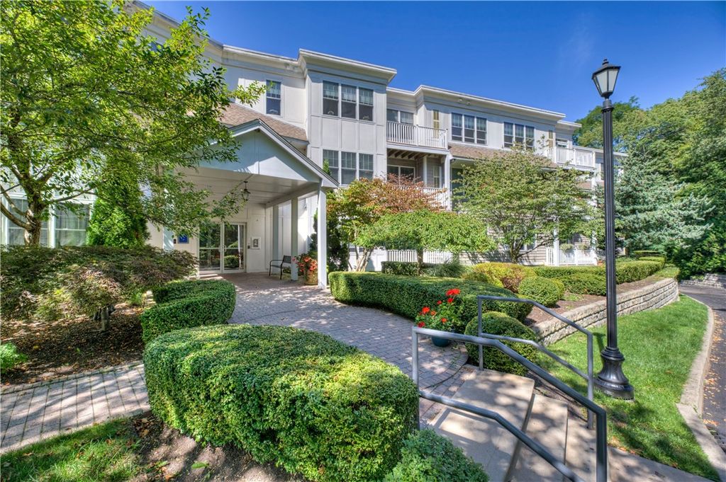 301 Church Street 306, South Kingstown, RI 02879