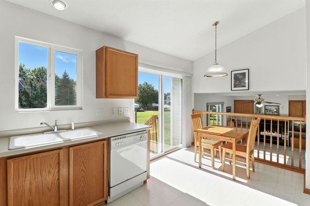 3111 SW Fox Run Drive, Ankeny, IA 50023