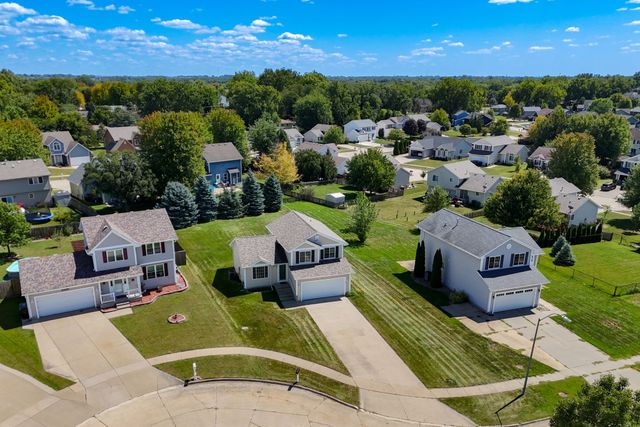 3111 SW Fox Run Drive, Ankeny, IA 50023