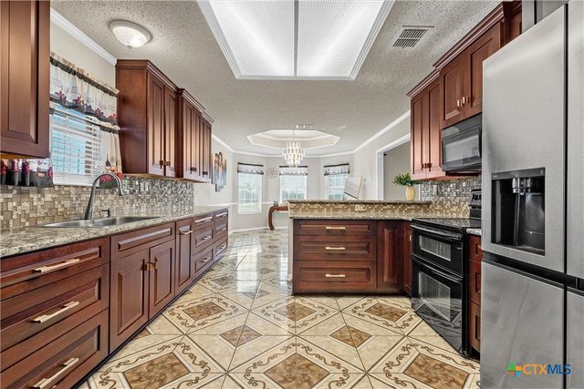 494 Westgate I Road, Eddy, TX 76524