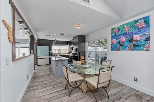 13834 CHERRY CREEK DRIVE, Tampa, FL 33618