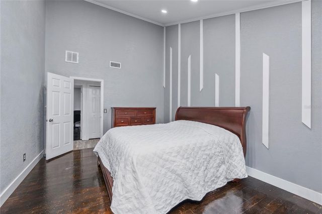 13834 CHERRY CREEK DRIVE, Tampa, FL 33618