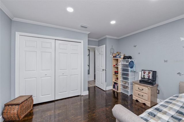 13834 CHERRY CREEK DRIVE, Tampa, FL 33618