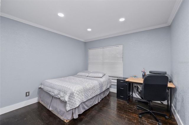 13834 CHERRY CREEK DRIVE, Tampa, FL 33618