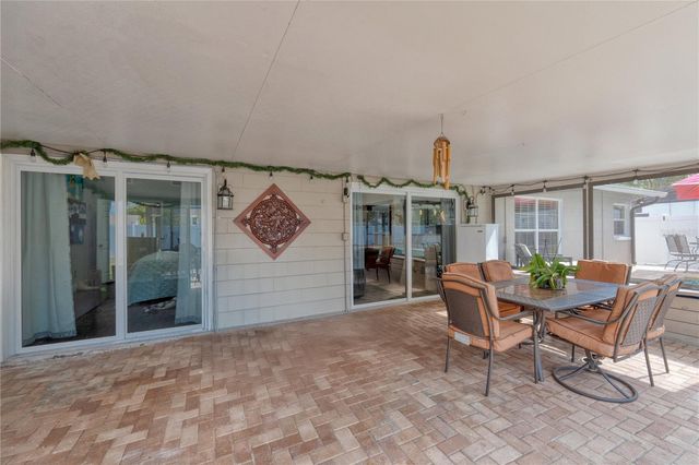 13834 CHERRY CREEK DRIVE, Tampa, FL 33618