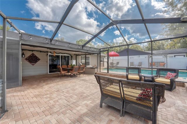 13834 CHERRY CREEK DRIVE, Tampa, FL 33618