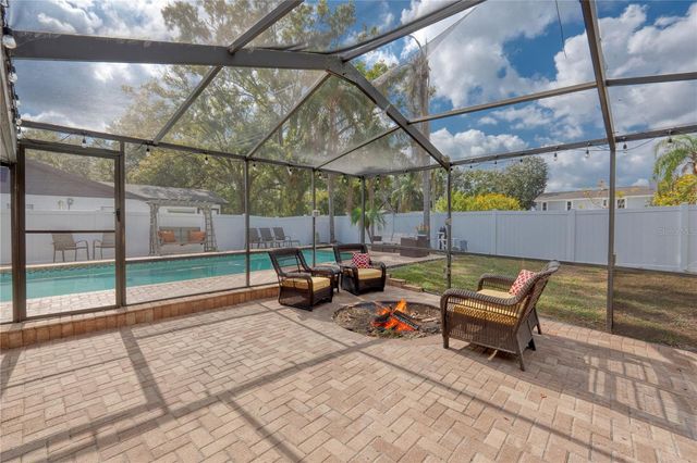 13834 CHERRY CREEK DRIVE, Tampa, FL 33618