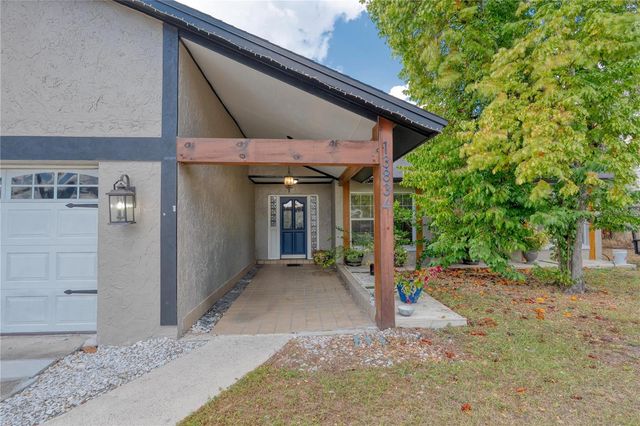 13834 CHERRY CREEK DRIVE, Tampa, FL 33618