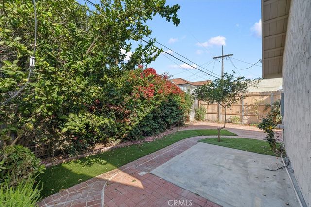 2530 Amherst, Los Angeles, CA 90064