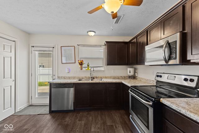 3035 Arrowroot Lane, Indianapolis, IN 46239