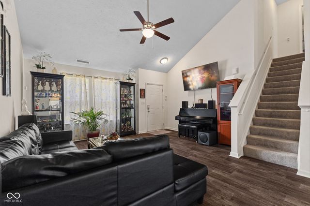 3035 Arrowroot Lane, Indianapolis, IN 46239